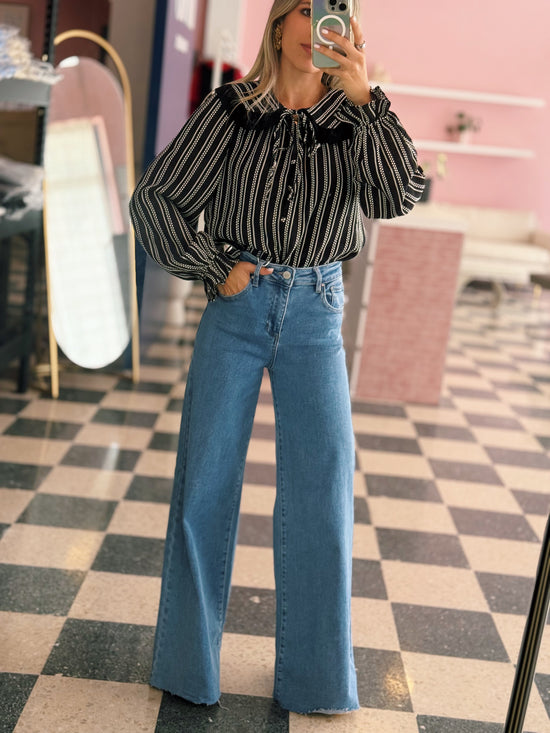 Embroidered Collar Textured Blouse