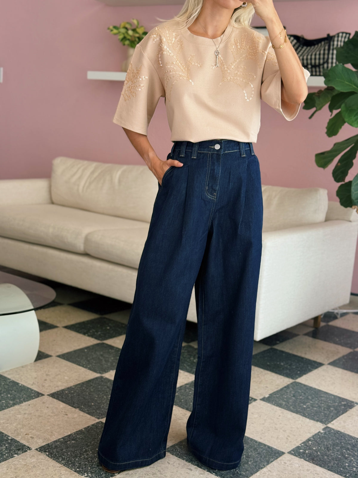 Mid-Rise Wide Leg With Pleat Jeans