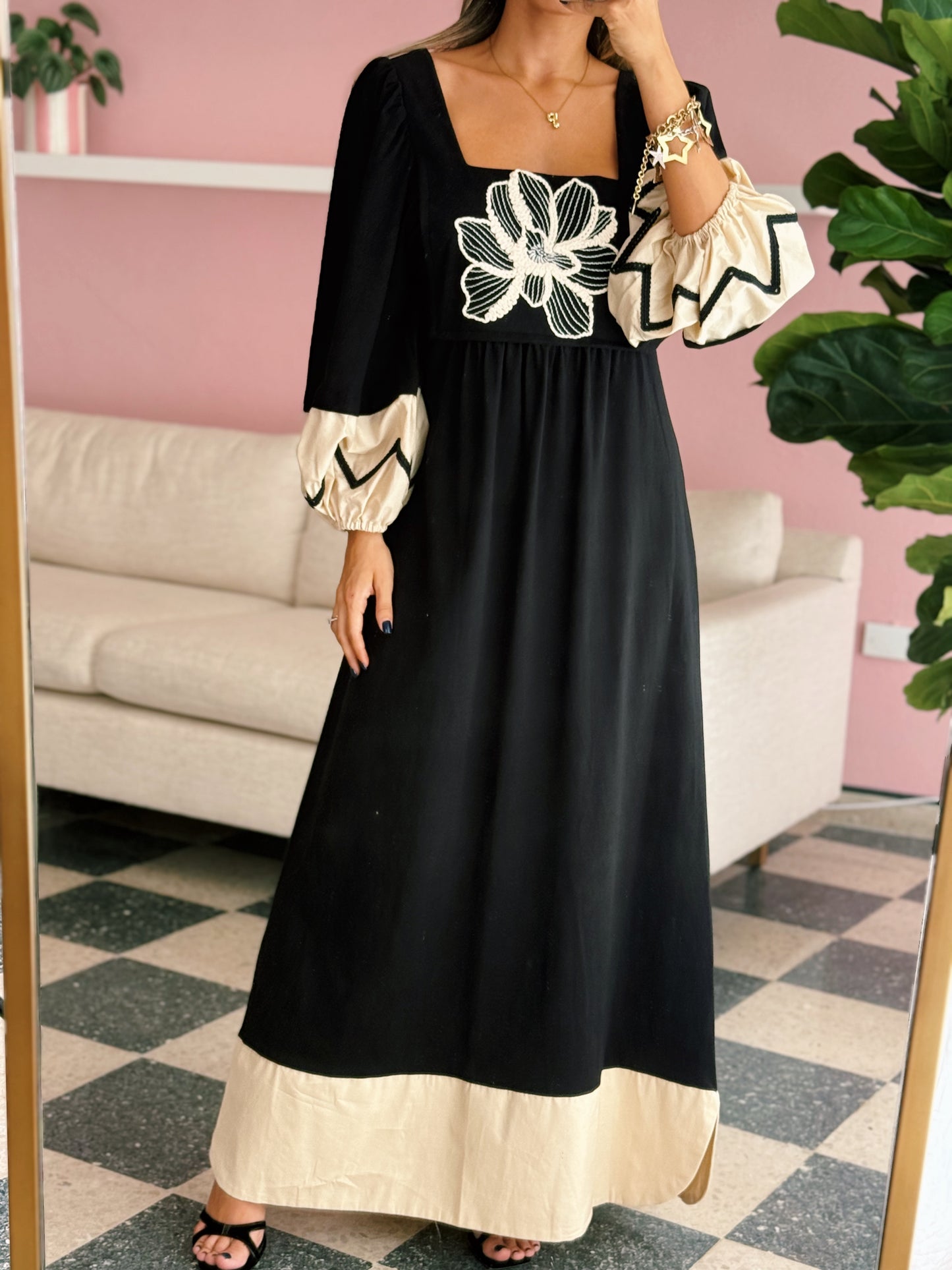 Black Dress Embroidered Flower - Made in Brazil