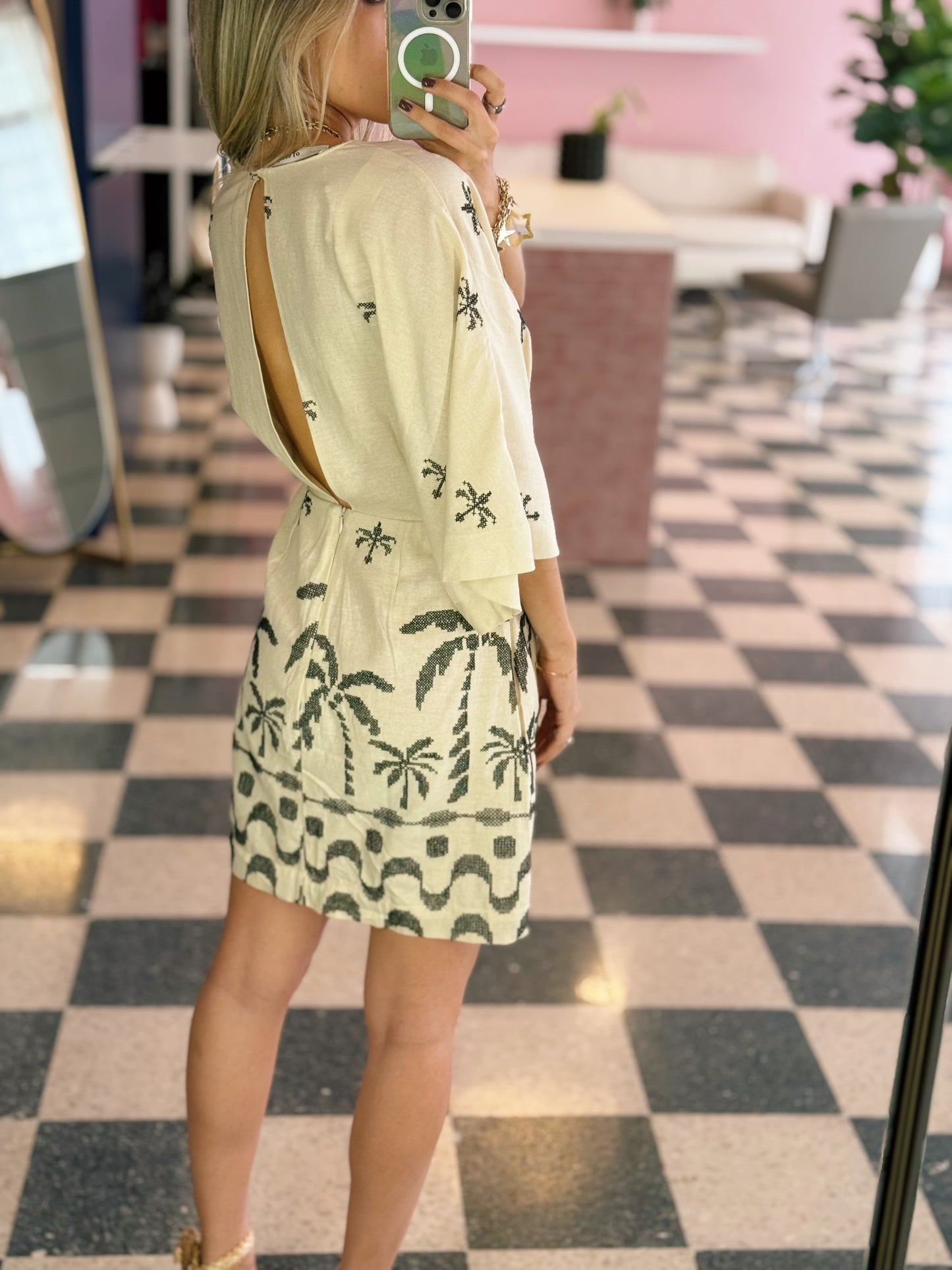 Short Linen Dress with Embroidered Edge - Made in Brazil