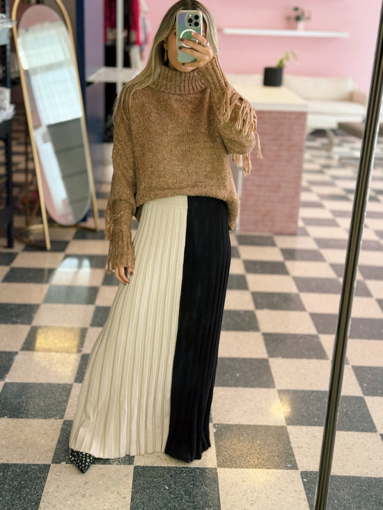 Two Tone Ribbed Knit Skirt